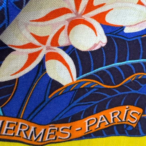 Hermes Shawl. New with tag in box. - Picture 7 of 14